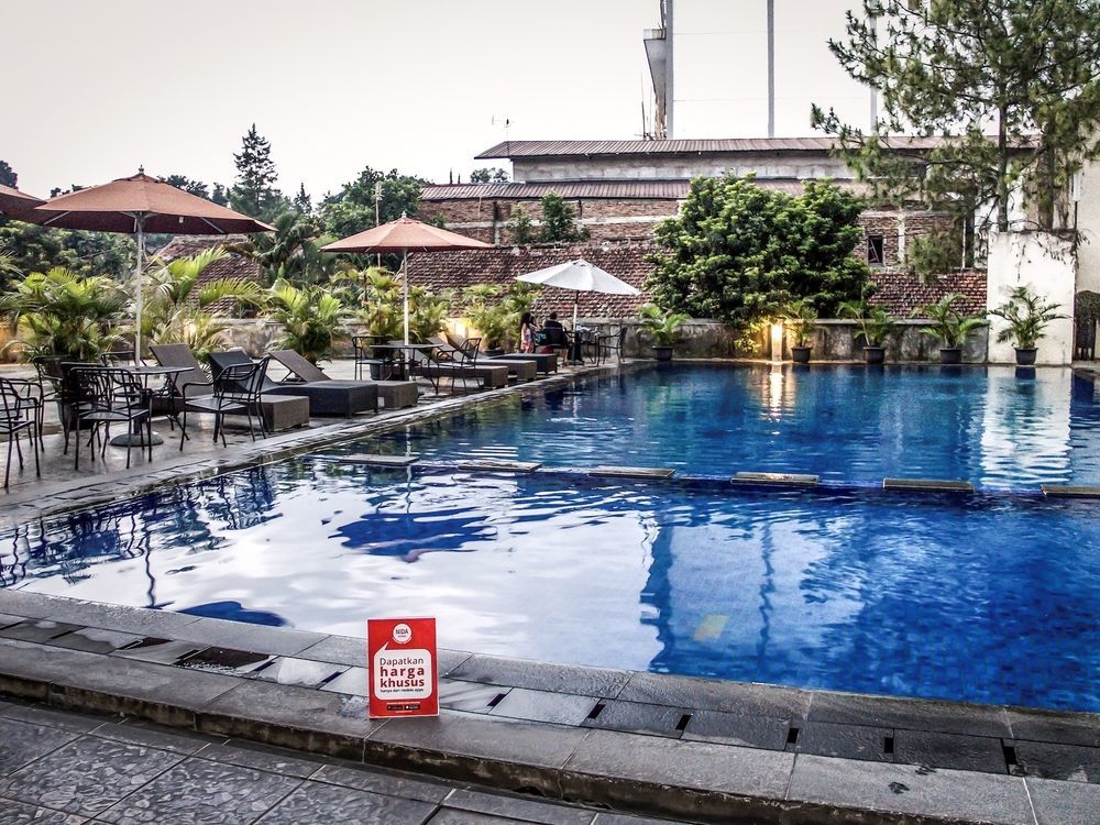Collection O 295 Grha Ciumbuleuit Guest House Bandung Luaran gambar
